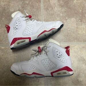 Jordan 6 Red Oreo Size 4.5Y